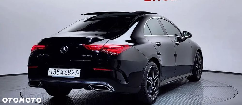 Mercedes-Benz CLA 250 4-Matic Progressive 7G-DCT - 3