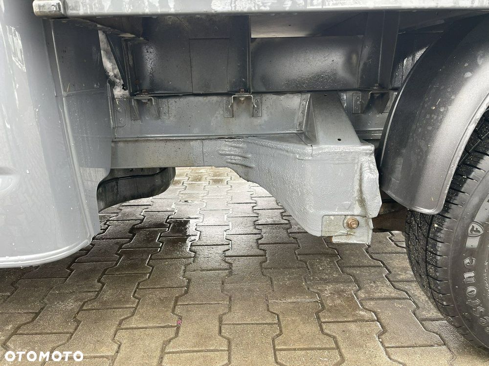 Volkswagen Transporter - 13