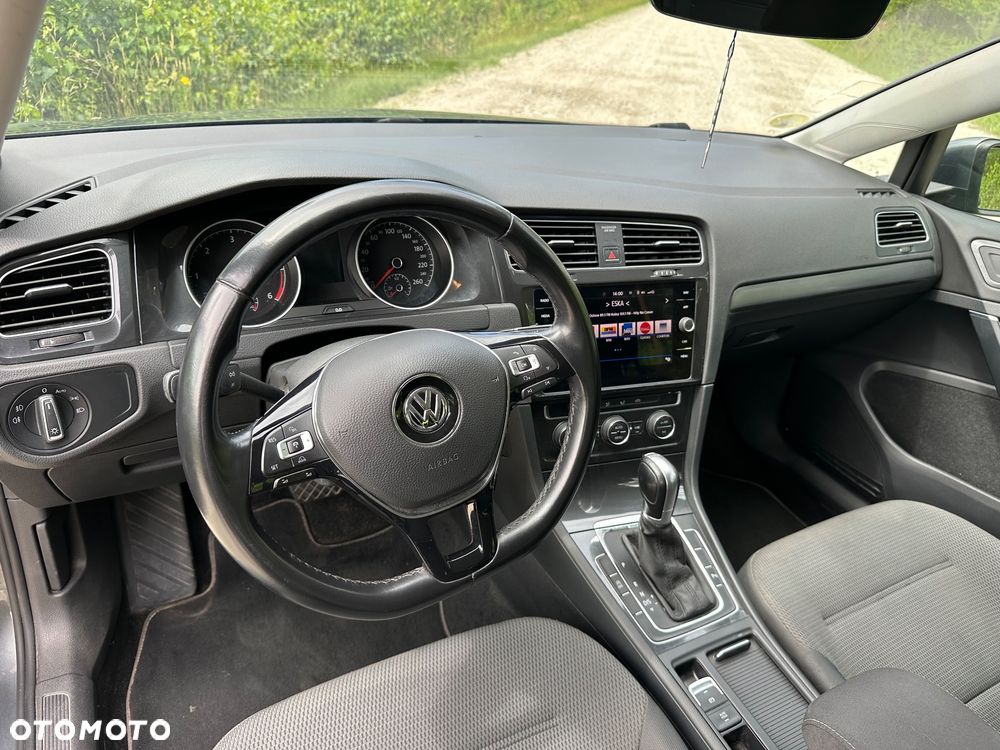 Volkswagen Golf 2.0 TDI (BlueMotion Technology) DSG Comfortline - 11