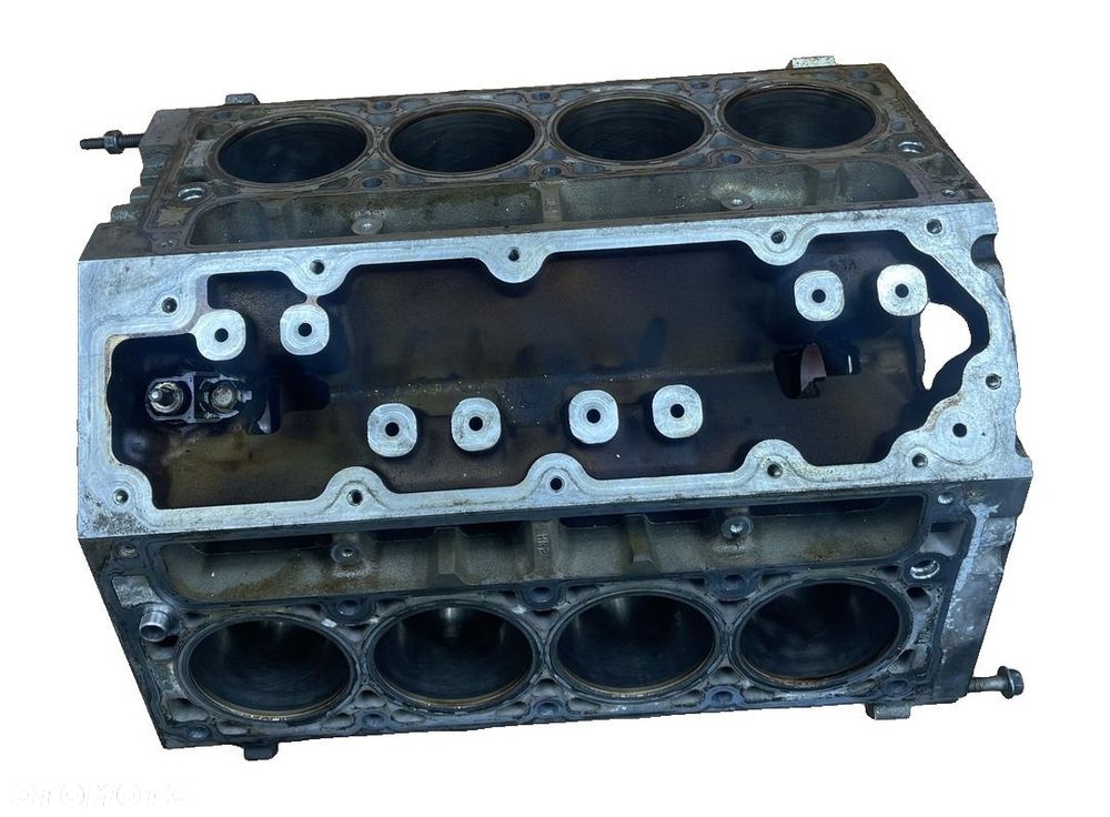 P9 GMC YUKON XL IV 2015- 5.3 ALUMINIOWY BLOK SILNIKA 140370100 12619367 - 12
