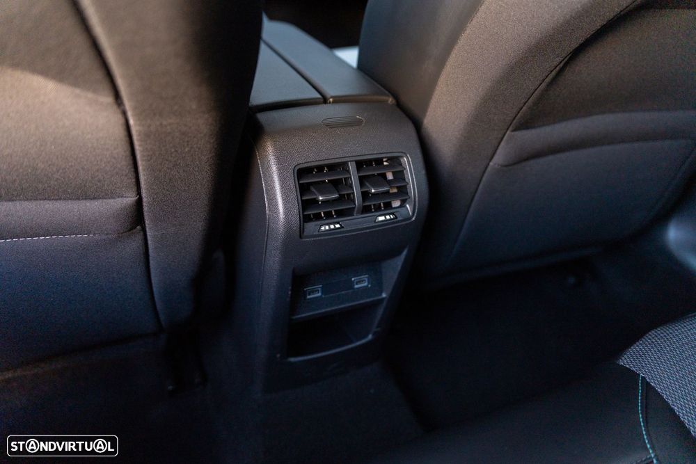 Peugeot 308 BlueHDi 130 EAT8 Allure Pack - 28