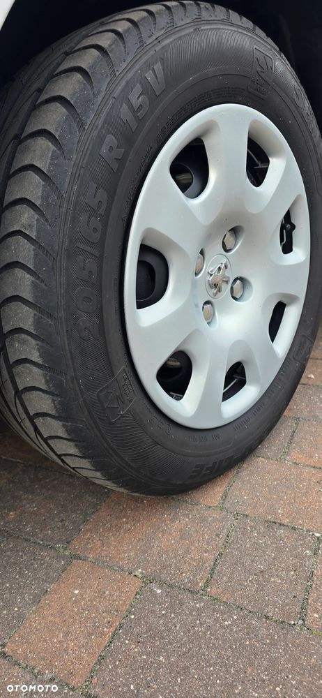 Peugeot Partner e-HDi FAP 92 Stop&Start Active - 25