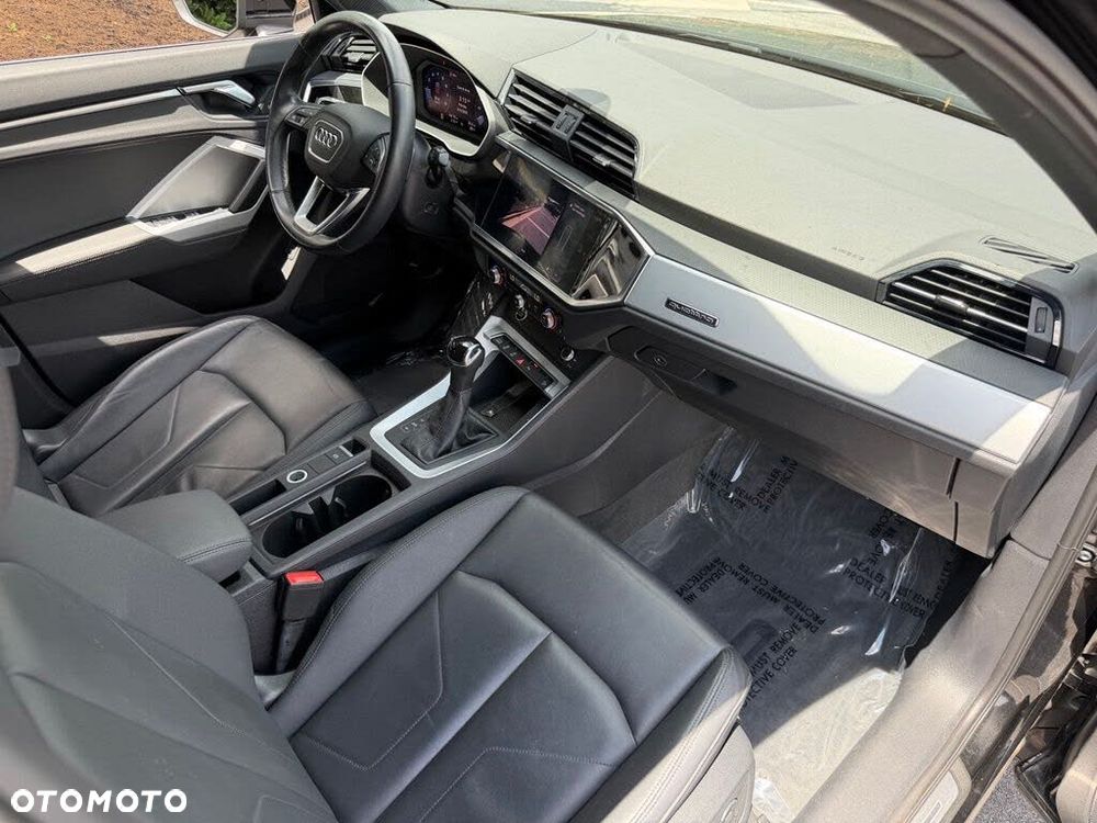 Audi Q3 40 TFSI Quattro S-Line S tronic - 17