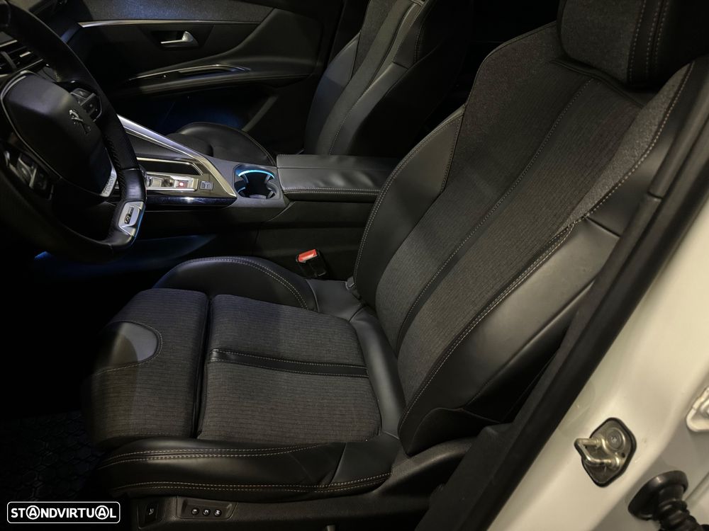 Peugeot 3008 1.2 PureTech GT Line EAT6 - 10