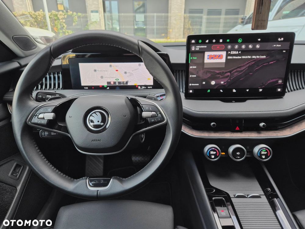 Skoda Superb 2.0 TDI SCR 4x4 L&K DSG - 9