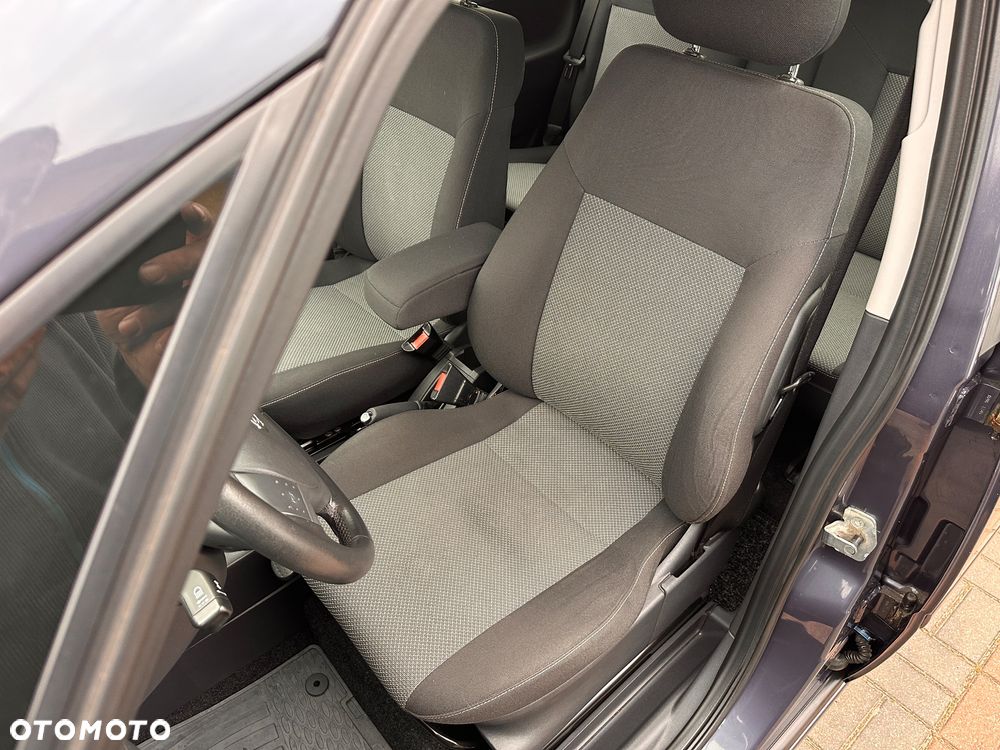 Opel Meriva 1.6 16V Cosmo - 9