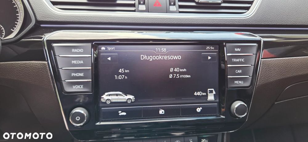 Skoda Superb Combi 2.0 TDI DSG L&K - 27