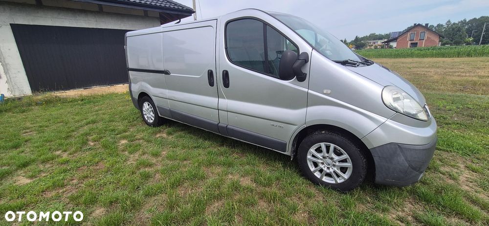 Renault Traffic - 1