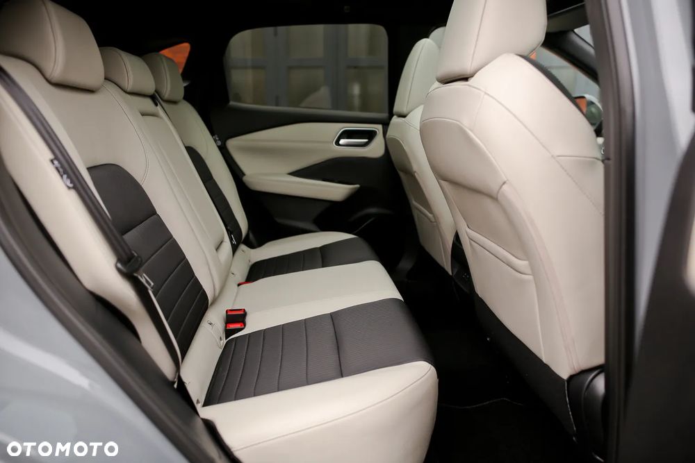 Nissan Qashqai 1.3 DIG-T Tekna+ - 31