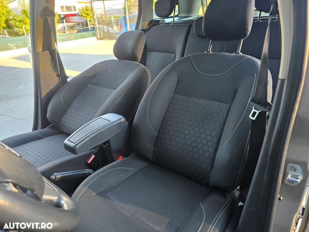 Dacia Logan MCV 0.9 TCe 90 CP Prestige - 15