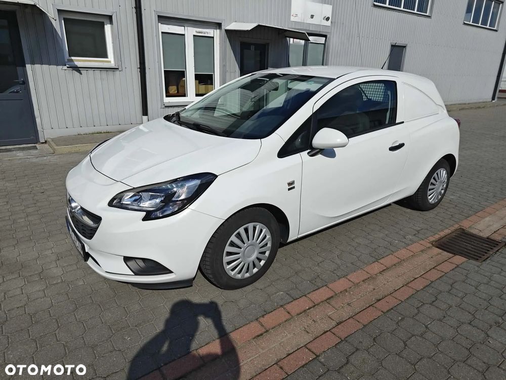 Opel Corsa 1.2 16V Essentia - 1