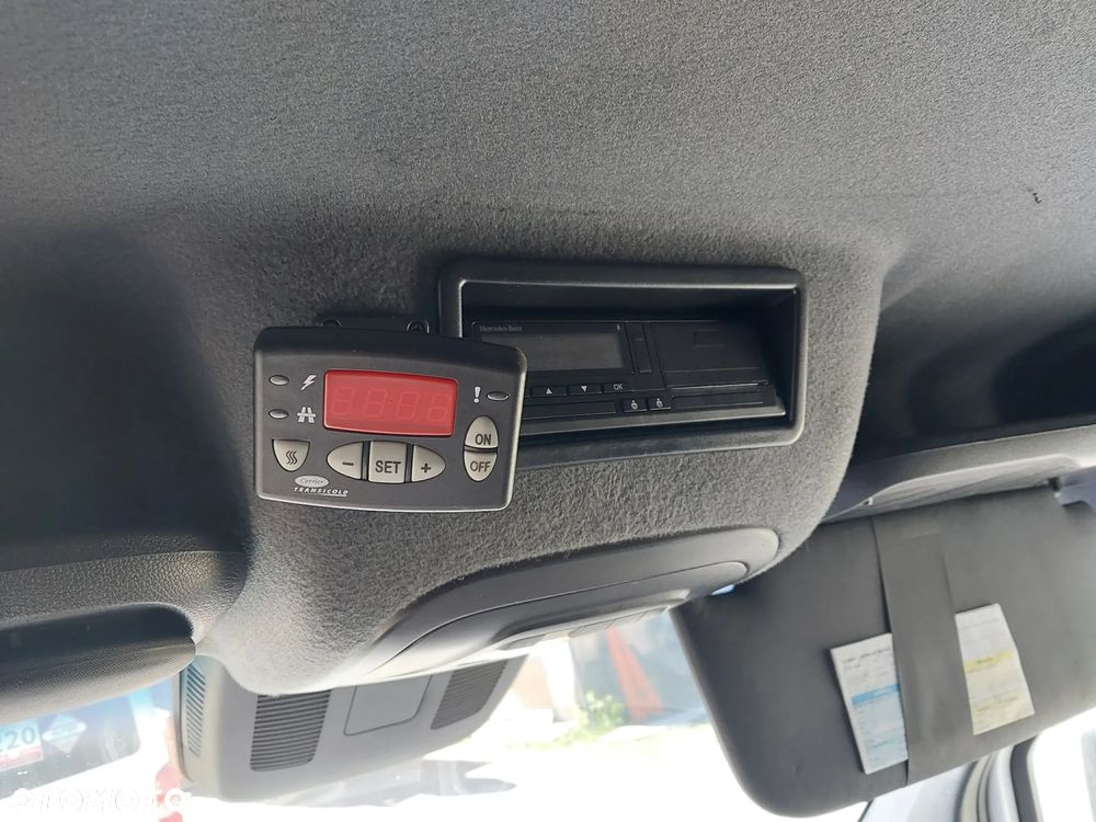 Mercedes-Benz Sprinter - 14