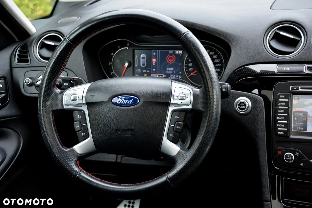 Ford S-Max 2.0 TDCi DPF Titanium X - 24