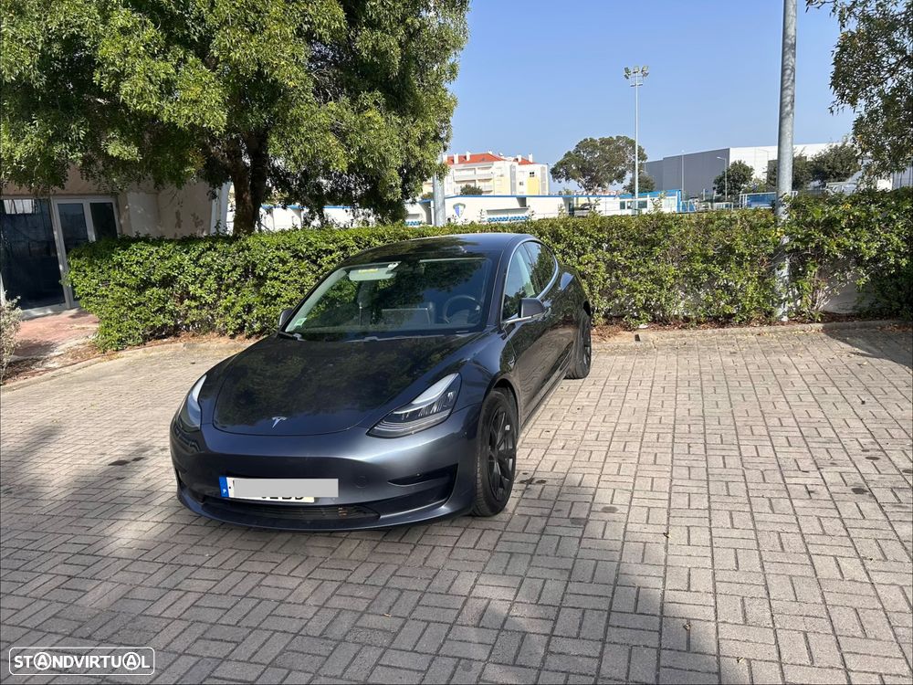Tesla Model 3 Standard Range Plus RWD - 2
