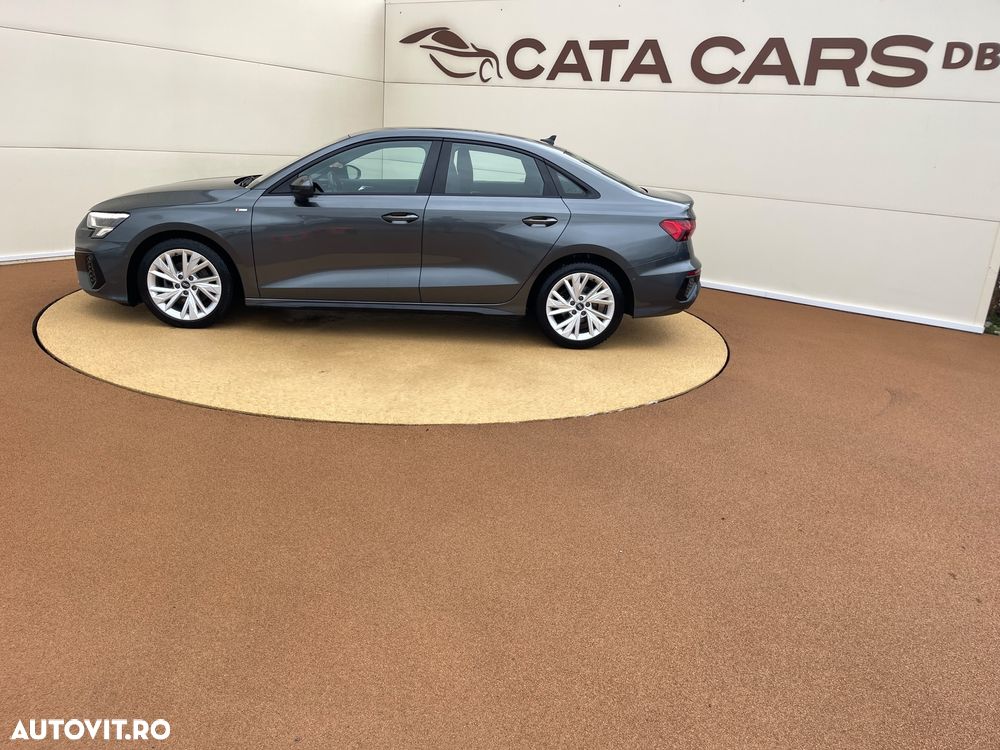 Audi A3 2.0 TDI S tronic Sport - 8