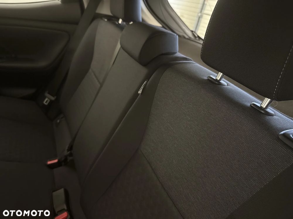 Toyota Yaris - 19