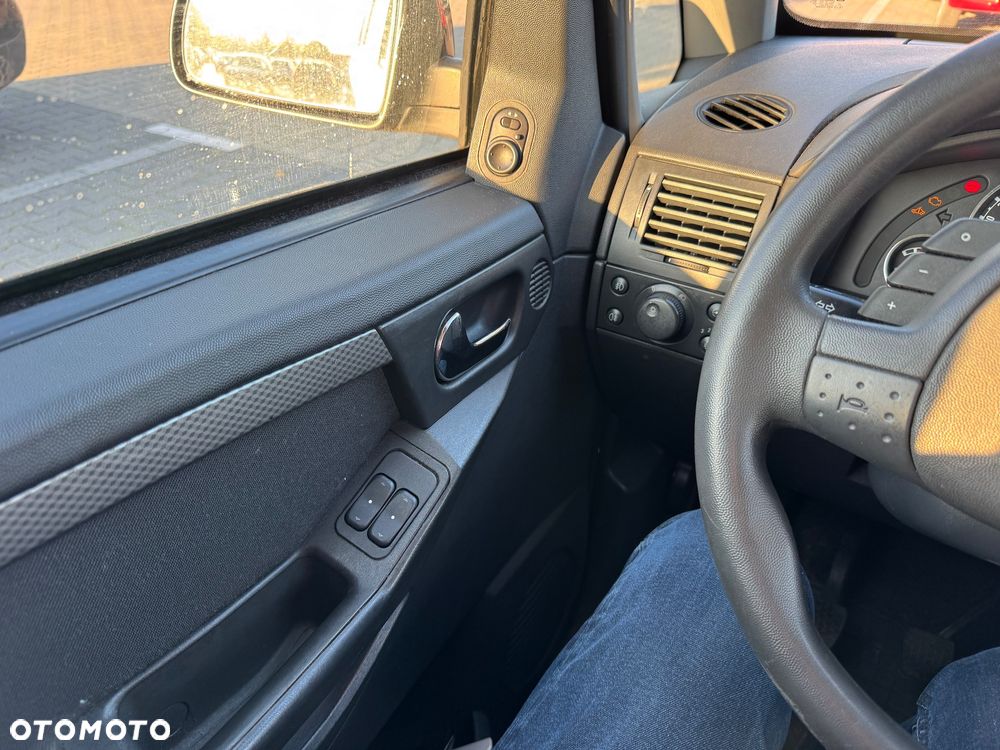 Opel Meriva - 15