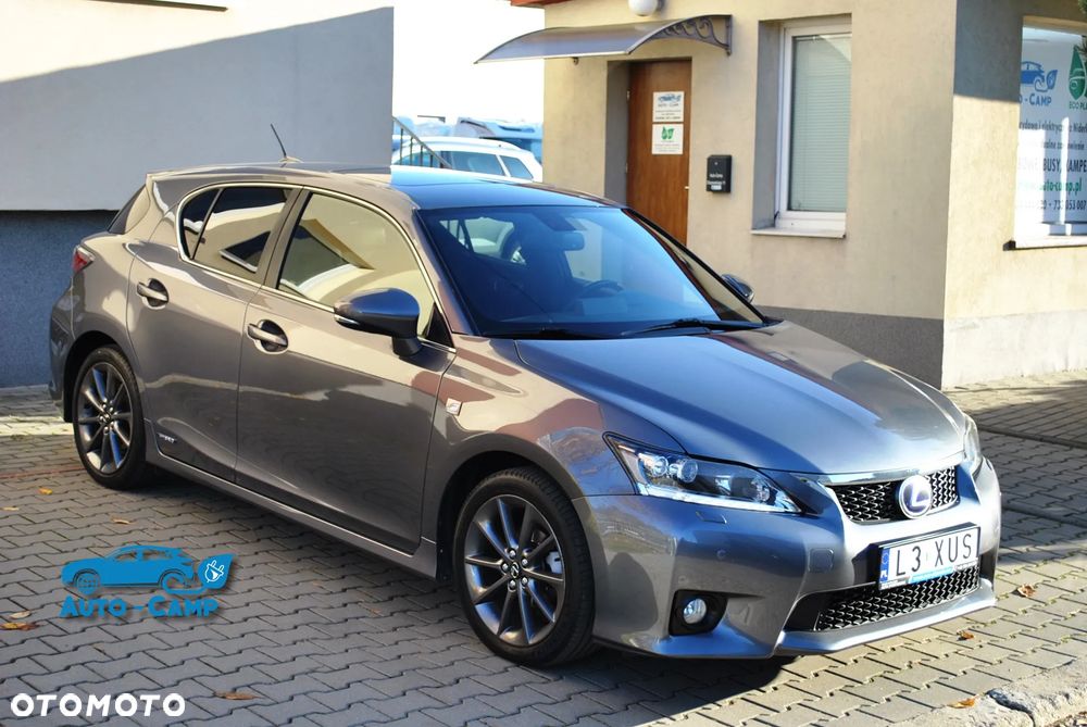 Lexus CT 200h F Sport - 31