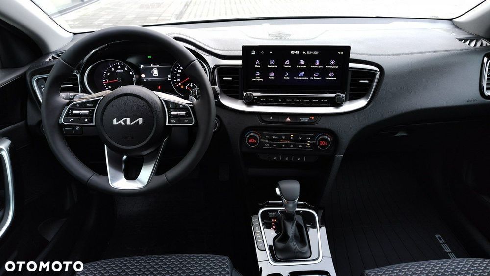Kia Ceed - 14
