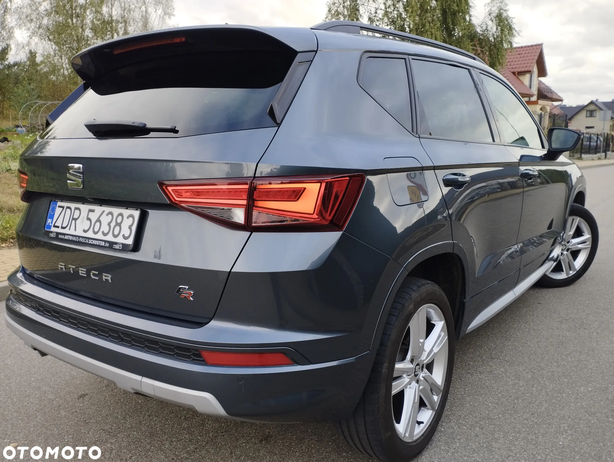Seat Ateca 2.0 TDI DSG FR Black Edition - 4
