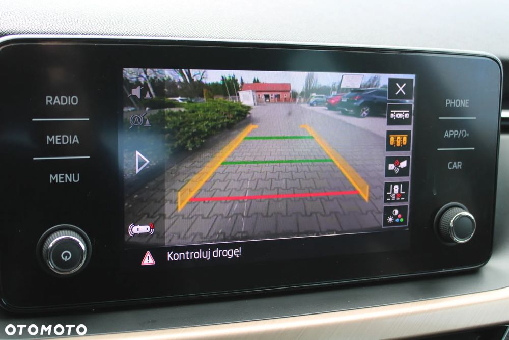 Skoda Kamiq 1.5 TSI Style - 24