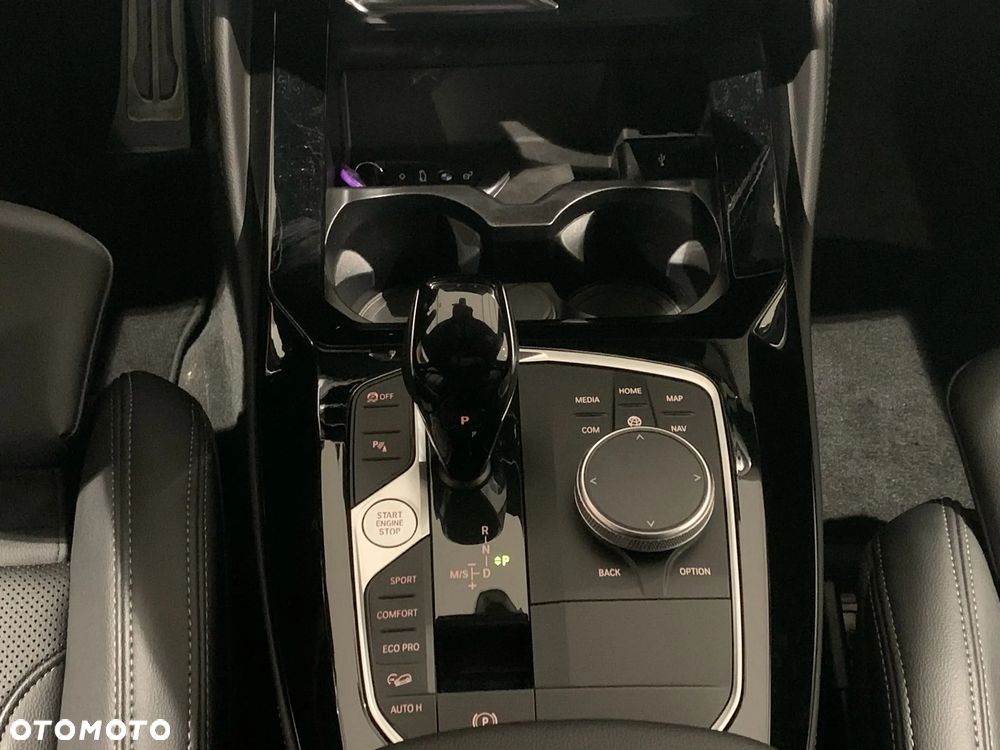 BMW X4 xDrive20i mHEV M Sport sport - 9