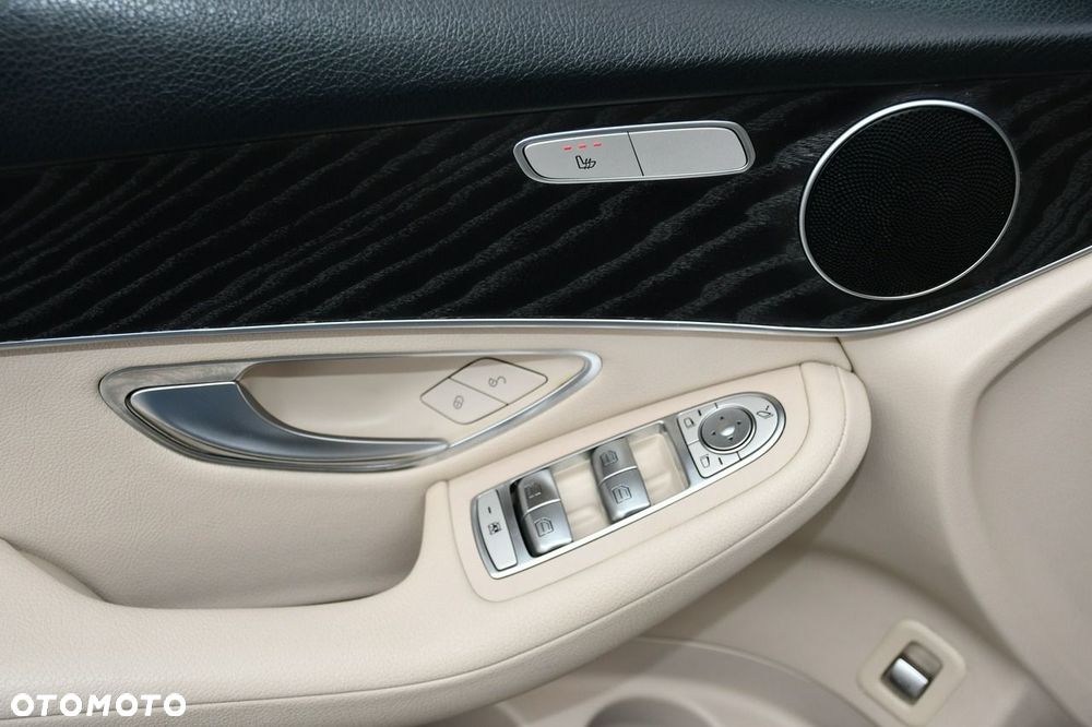 Mercedes-Benz GLC 200 d Business Edition - 36