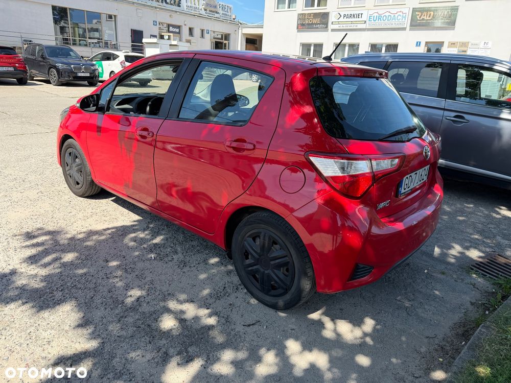 Toyota Yaris 1.0 Active - 1