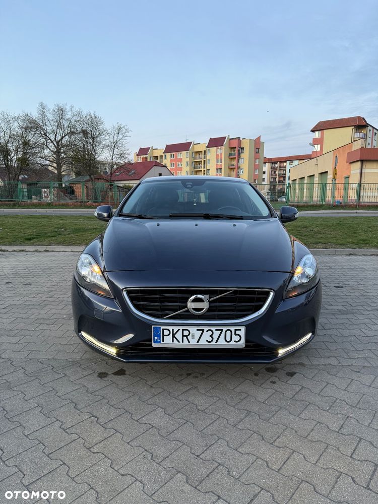 Volvo V40 D2 - 1