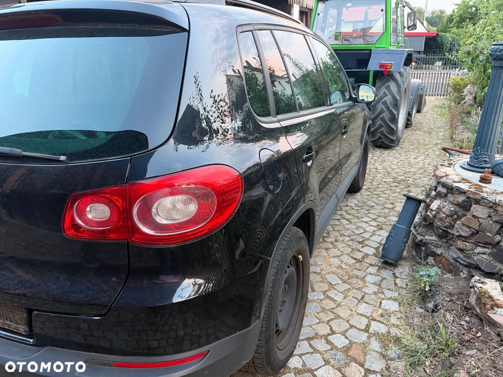 Volkswagen Tiguan - 5
