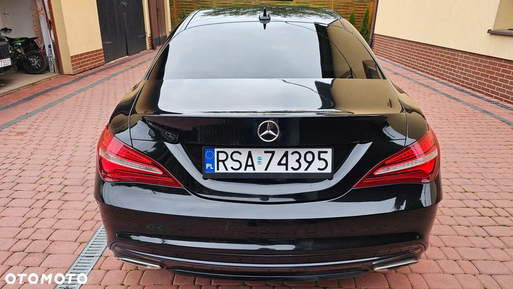 Mercedes-Benz CLA 200 d 4Matic 7G-DCT AMG Line - 24