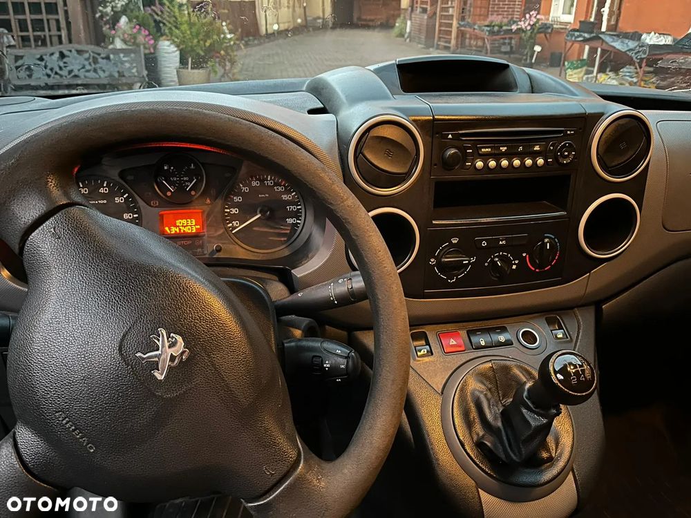 Peugeot Partner - 11