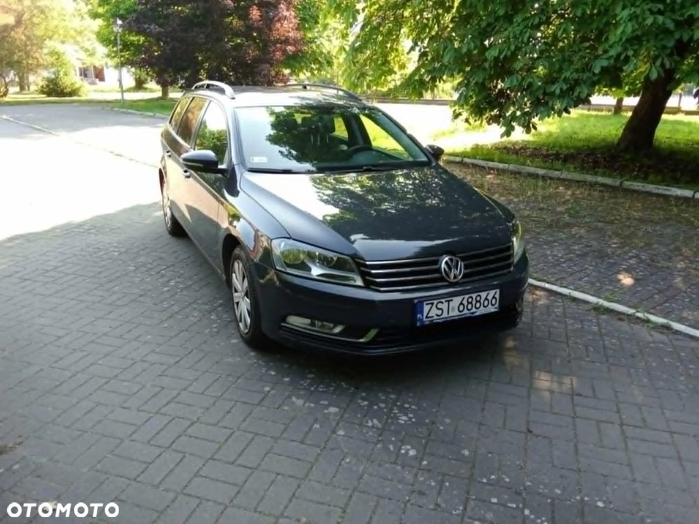 Volkswagen Passat 1.6 TDI Business Line - 1