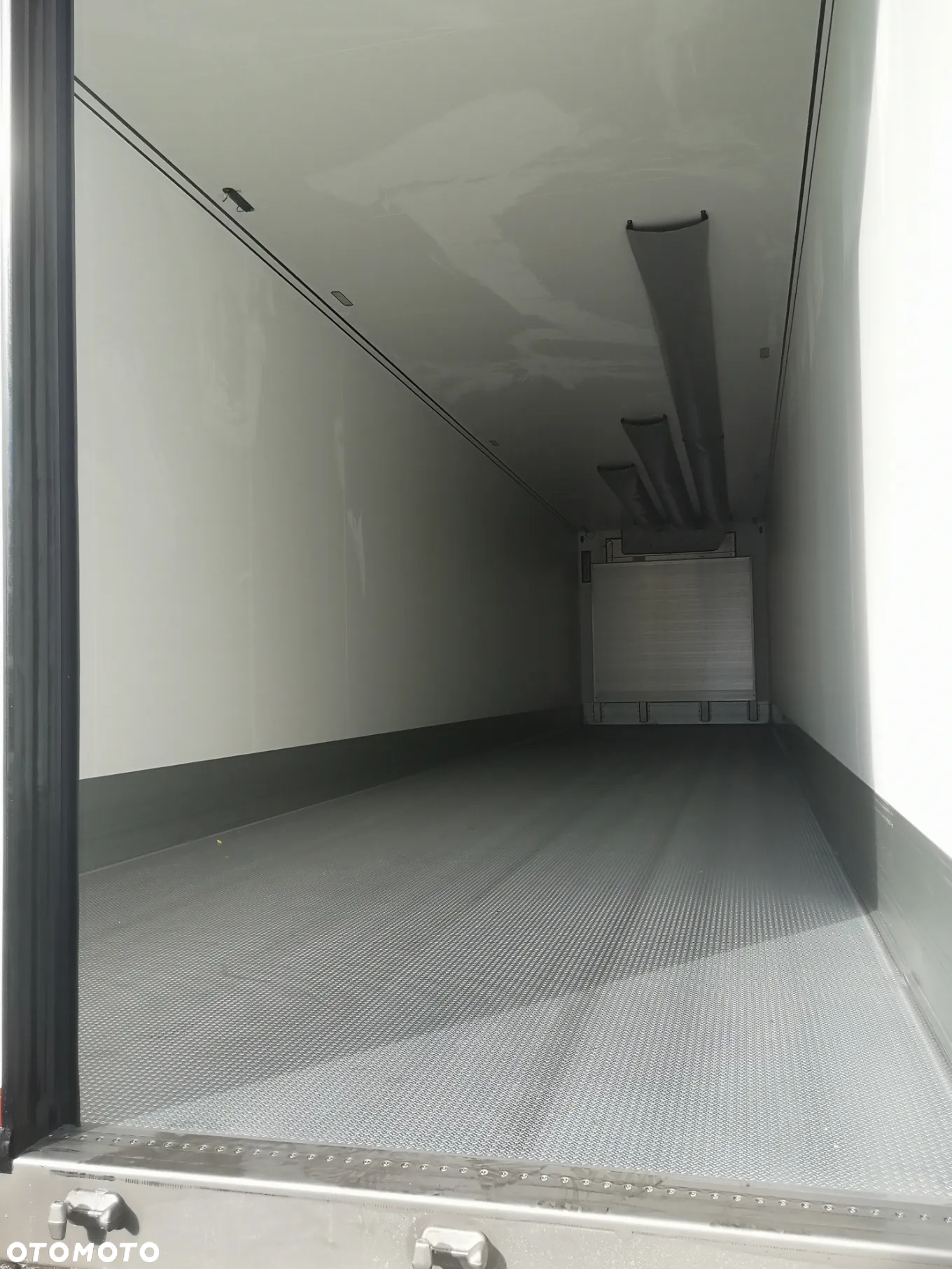 Schmitz Cargobull FERROPLAST V7 SKO 24/L - 6