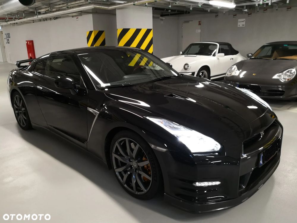 Nissan GT-R Black Edition - 5
