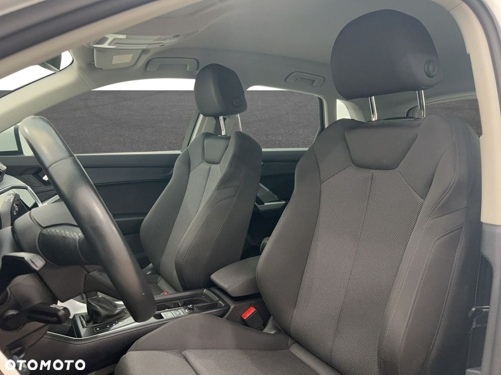 Audi Q3 35 TFSI mHEV S tronic - 16