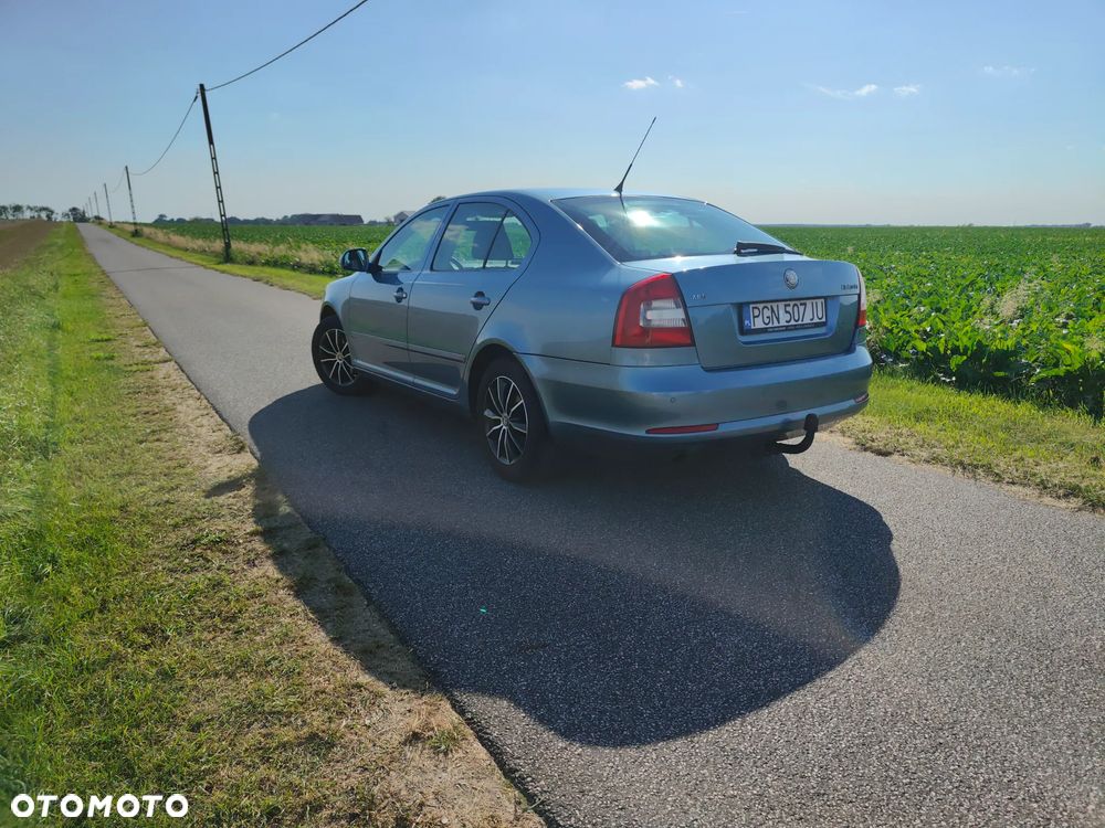 Skoda Octavia 1.6 Ambition - 4