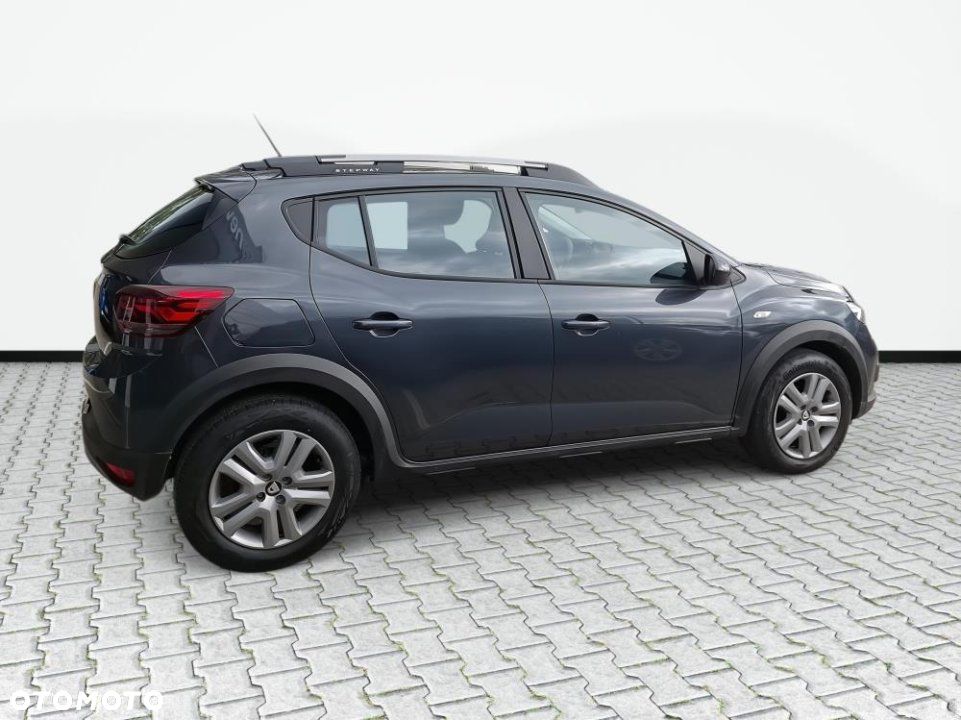 Dacia Sandero - 4
