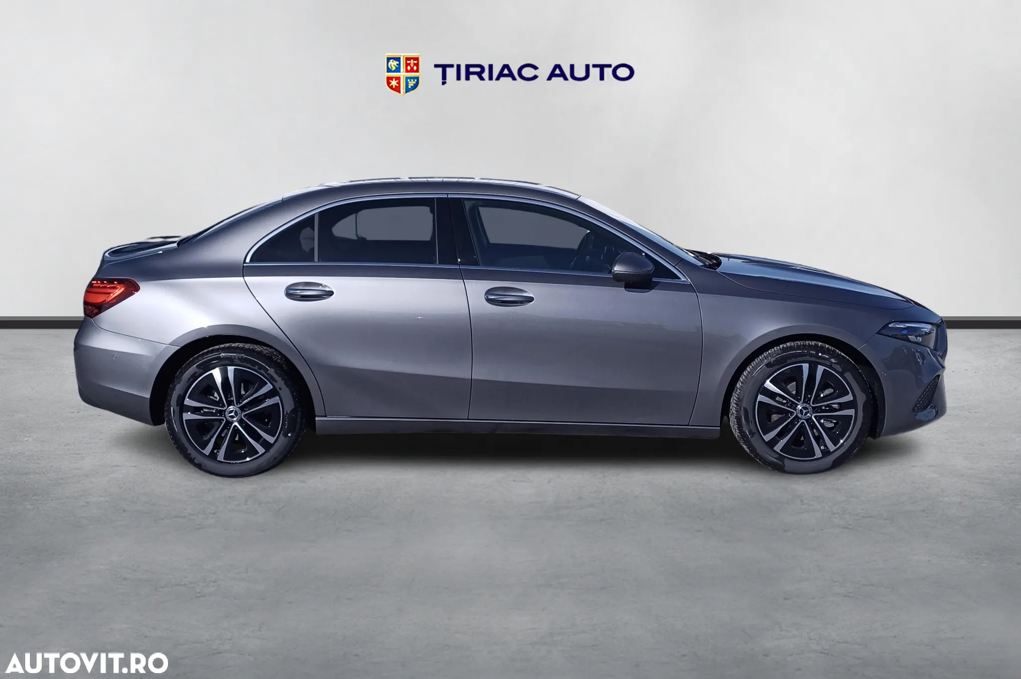 Mercedes-Benz A 220 4MATIC MHEV 8G-DCT Sedan - 6