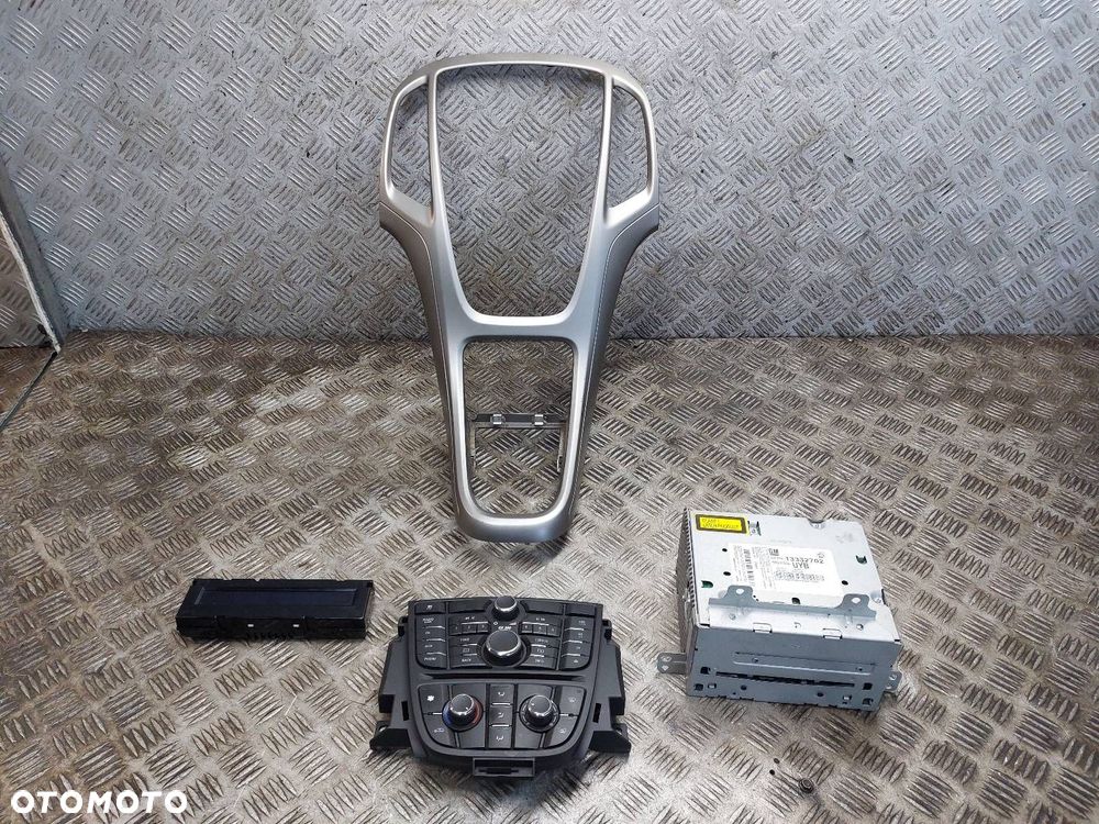 RADIO ODTWARZACZ + PANEL NAWIEWU RAMKA OPEL ASTRA J 13332702 13346049 - 1