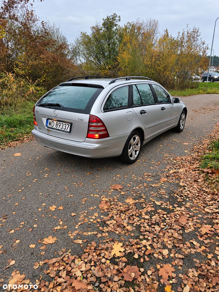 Mercedes-Benz C-Class 2003 photo 4