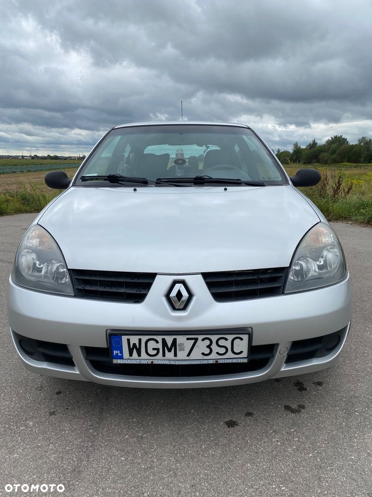 Renault Clio - 7