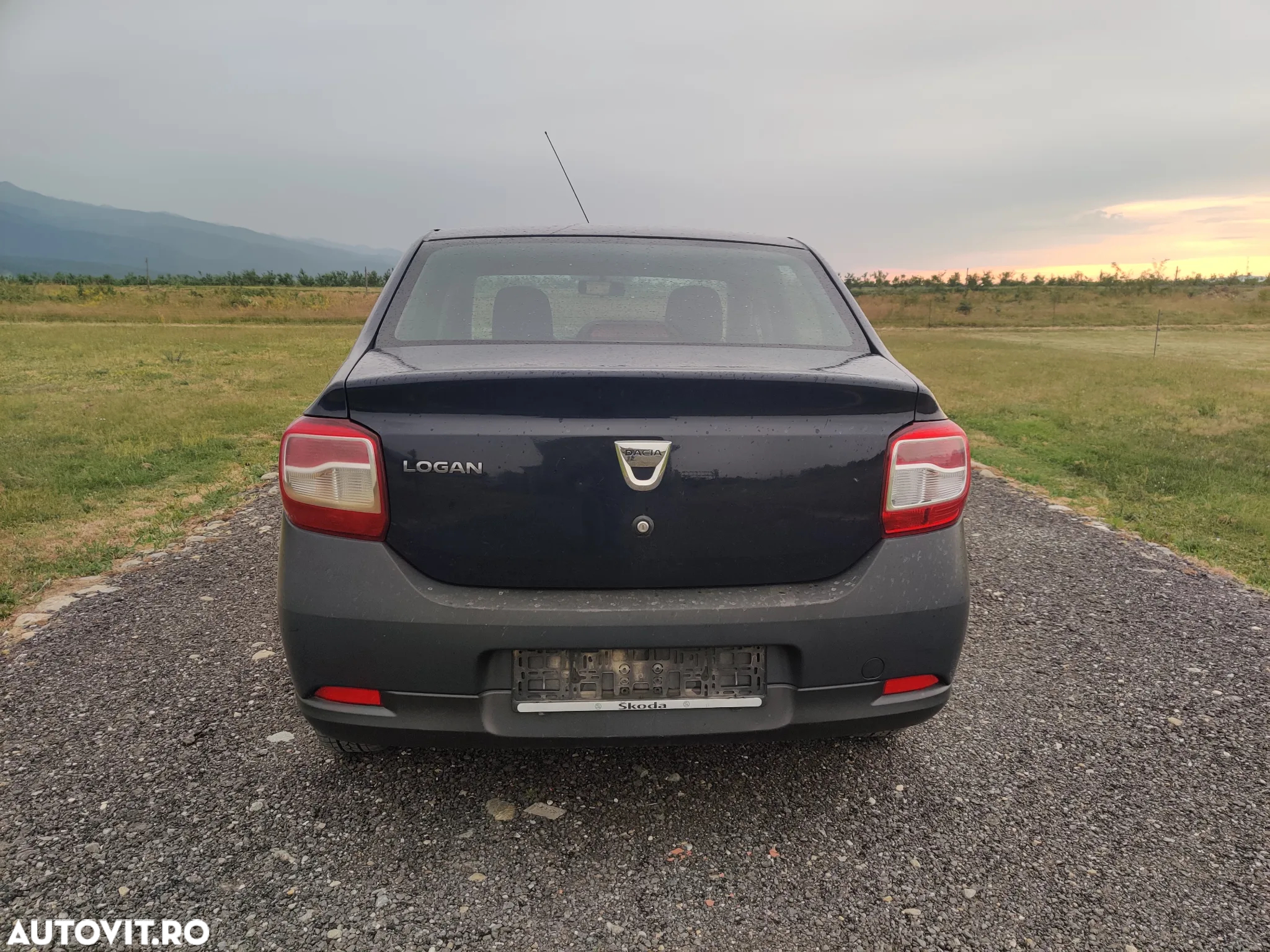 Dacia Logan 1.2 75CP Acces - 3