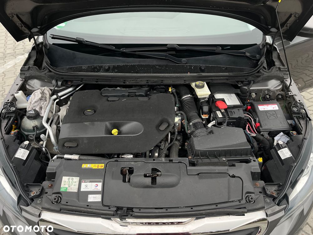 Peugeot 308 BlueHDi 150 Stop & Start Allure - 17