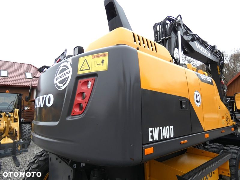 Volvo EW140D ROTOTILT ZE SZCZYPCAMI / Sprowadzona / - 37