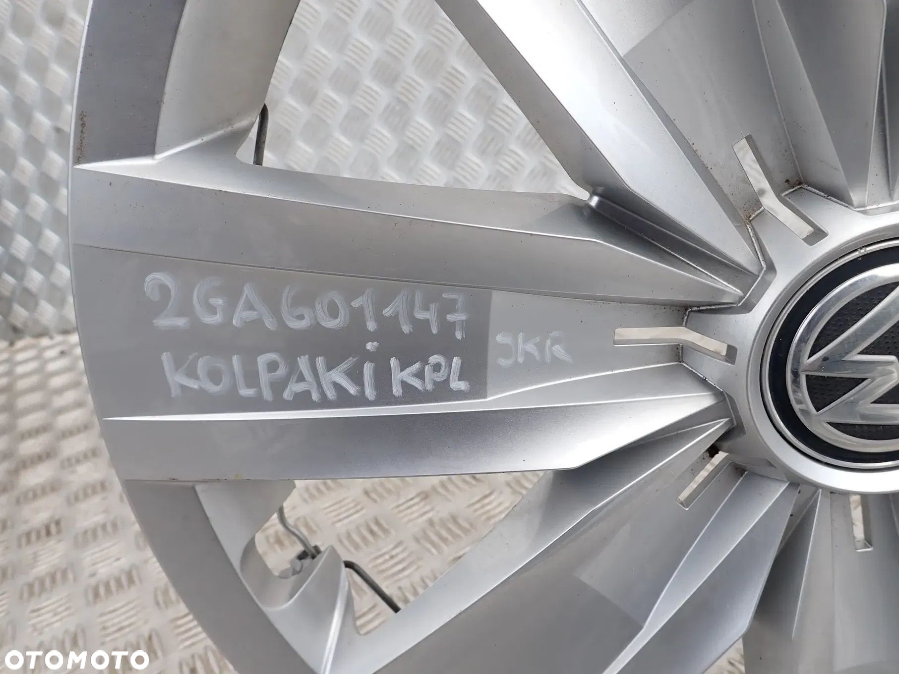 KOŁPAKI VW T-ROC 16 CALI 2GA601147 - 4