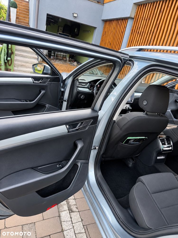 Skoda Superb 2.0 TDI Ambition - 12