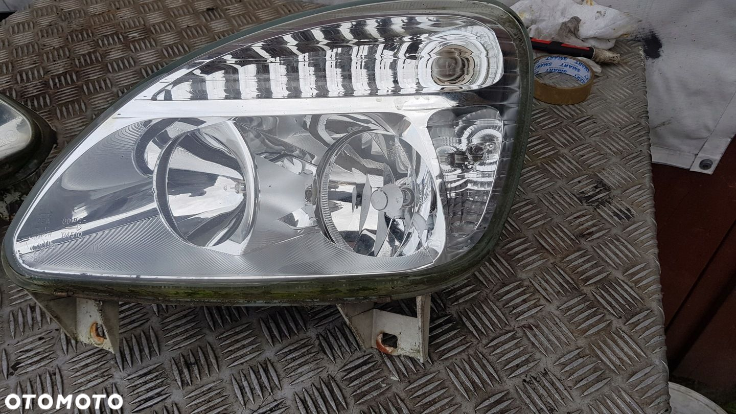 GAZ GAZELA GAZELLE LAMPA PRAWY PRZÓD - 3