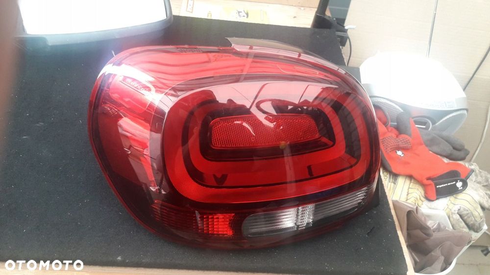 Lampa lewa Citroen C3 16 9812257580 tył tylna - 1