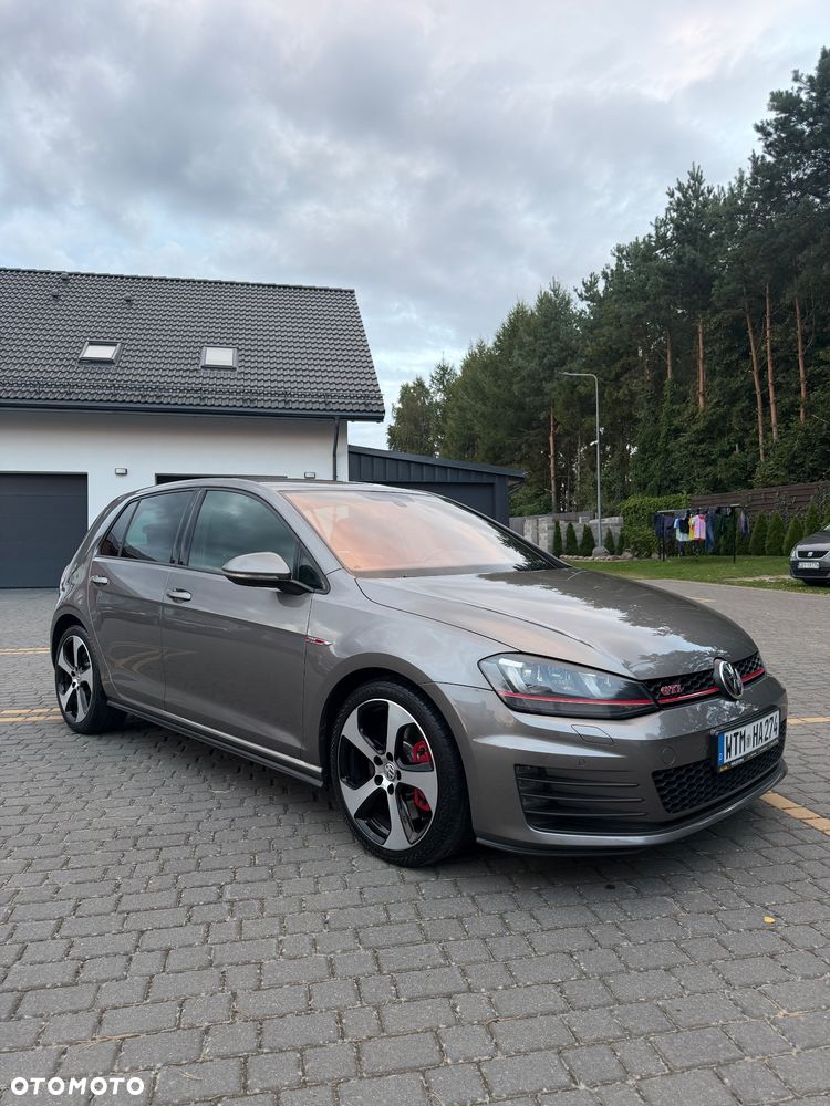 Volkswagen Golf 2.0 TSI BMT GTI Performance DSG - 2